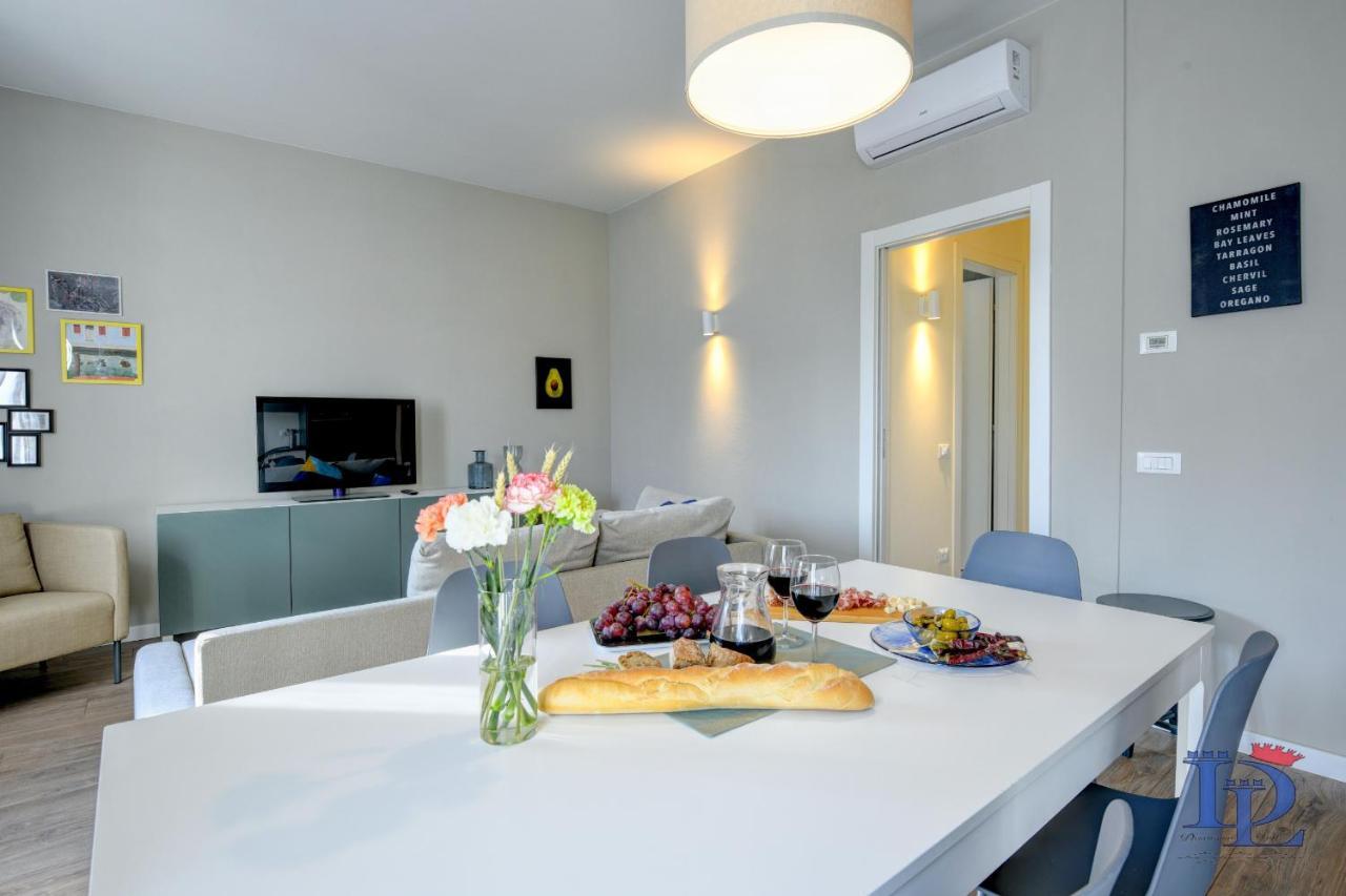 Desenzanoloft Official Partner Marriott Homes & Villas - Bacco Family Apartment デセンツァーノ・デル・ガルダ エクステリア 写真